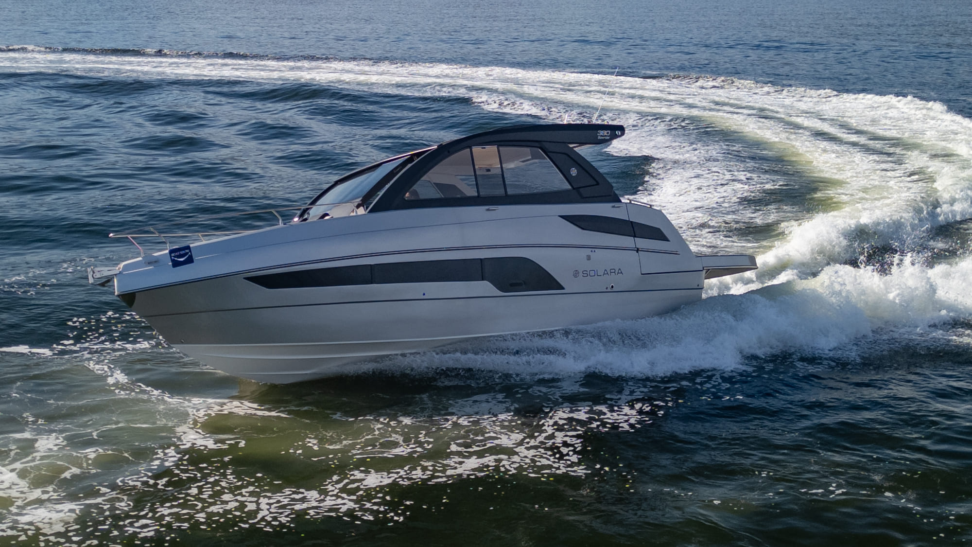 Rapper Orochi adquire mais duas embarcações no Rio Boat Show 2024; conheça os modelos